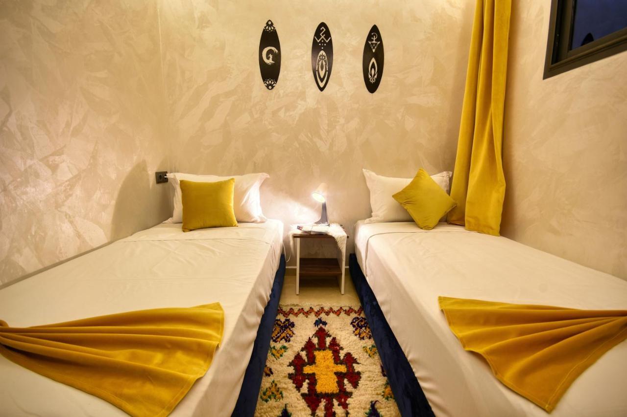 Imsouane Bleu Bay House Hotel Bagian luar foto